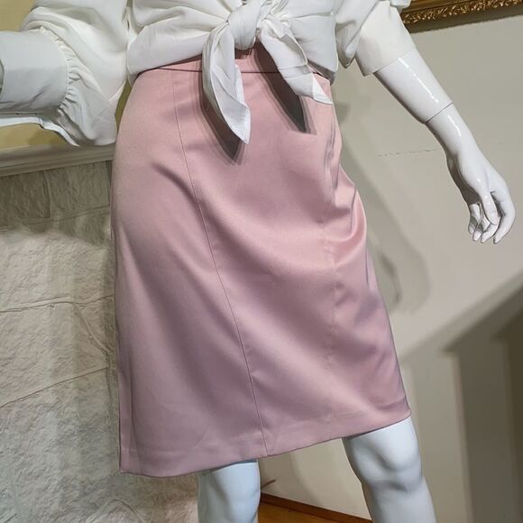 Le Chateau Pink Pearl Pencil Stretch Skirt - Picture 5 of 6